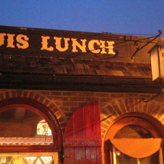 Places to Eat Near Yale University